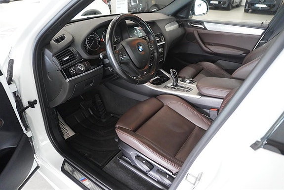BMW X4 2 of 6