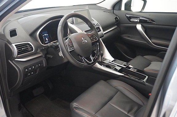 Mitsubishi Eclipse Cross 2 of 5
