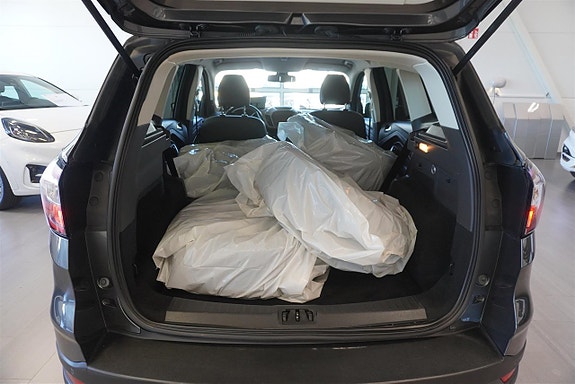 Ford Kuga 9 of 9