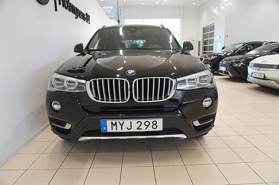 BMW X3 4 of 5