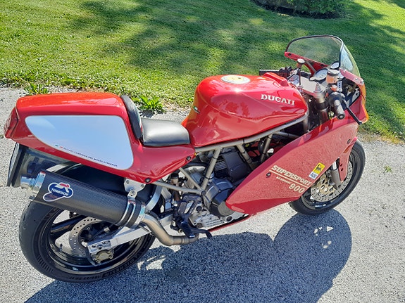 Ducati 900ss 7 of 8