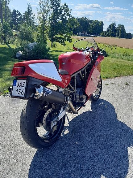 Ducati 900ss 3 of 8