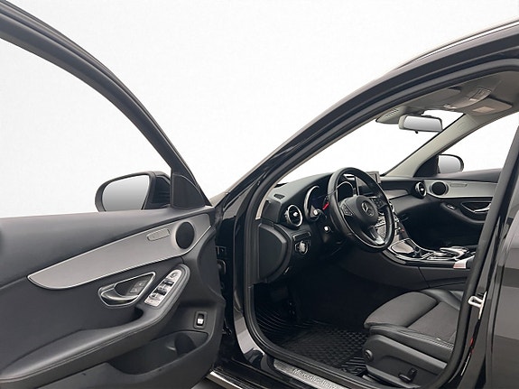 Mercedes-Benz C200 d 9 of 30