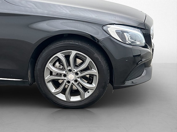 Mercedes-Benz C200 d 30 of 30