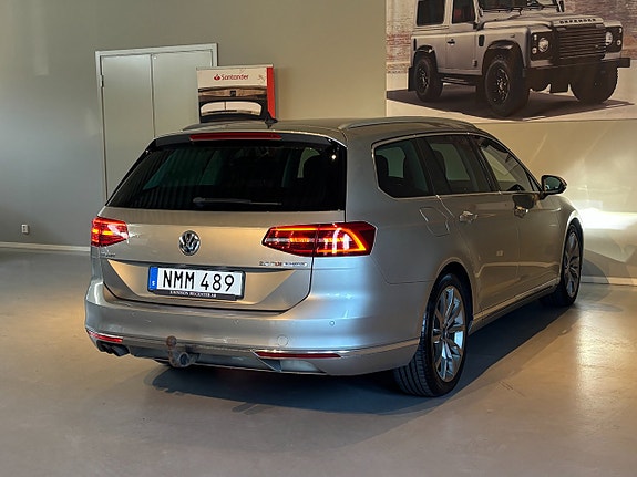 Volkswagen Passat 24 of 24