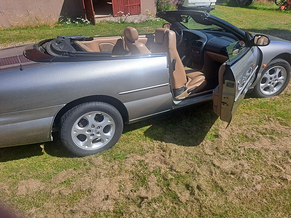 Chrysler Stratus 4 of 7
