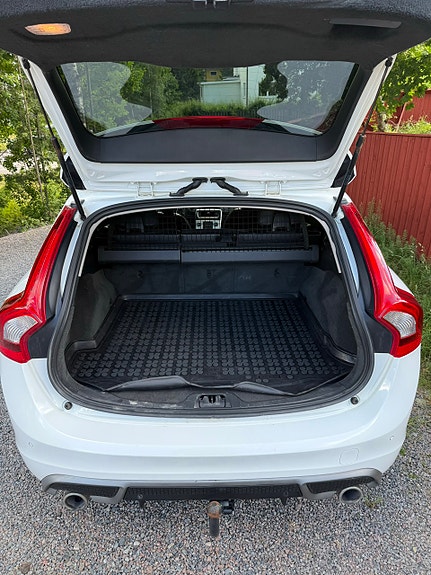 Volvo V60 5 of 5