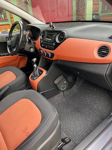 Hyundai i10 5 of 8