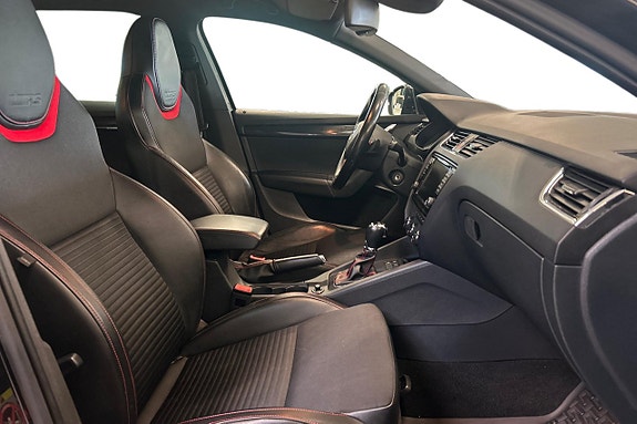 Skoda Octavia 15 of 25