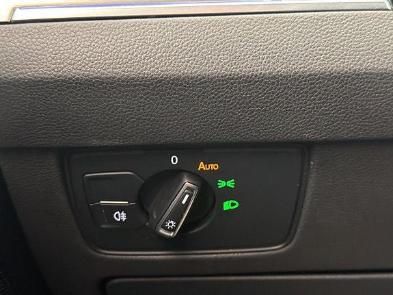 Volkswagen Passat 24 of 29