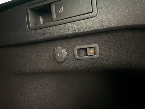 Volkswagen Passat 26 of 29