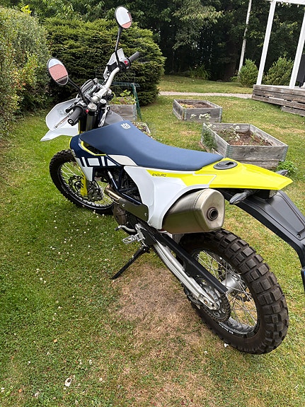 Husqvarna HUSQVARNA 701 ENDURO 2 of 4