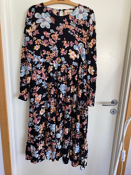 Product image 1 of 7