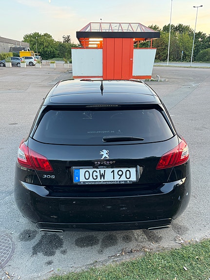 Peugeot 308 3 of 5