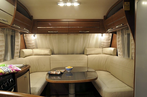 Adria Alpina 743 UK 6 of 11
