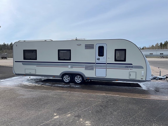 Adria Alpina 743 UK 3 of 11