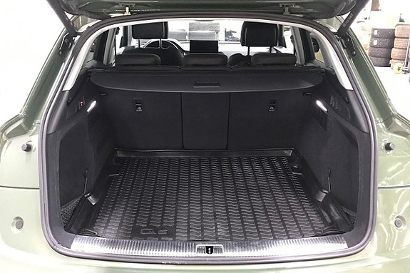 Audi Q5 10 of 27