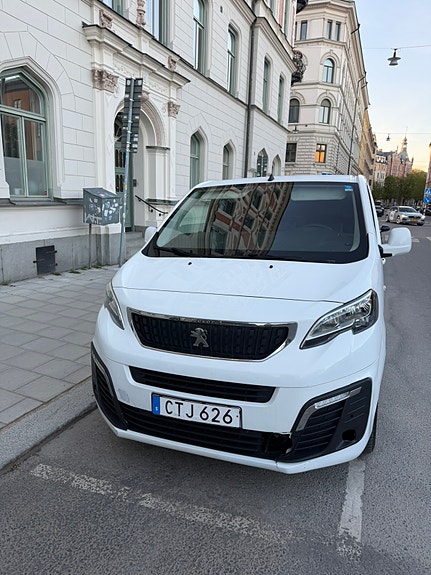 Peugeot Expert 2 of 10