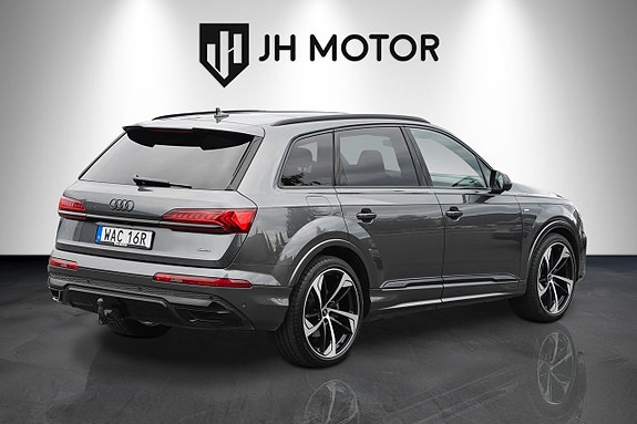 Audi Q7 5 of 5
