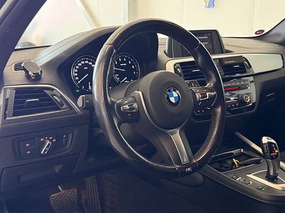 BMW 118i 20 of 26