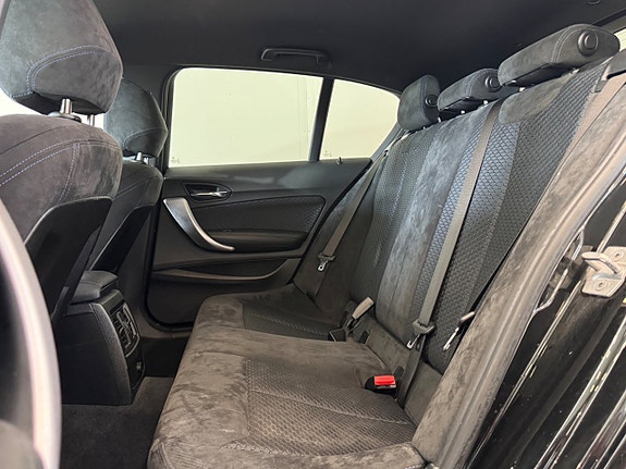 BMW 118i 16 of 26