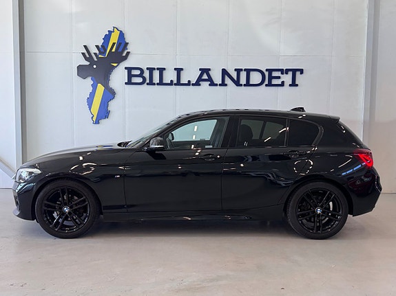 BMW 118i 4 of 5