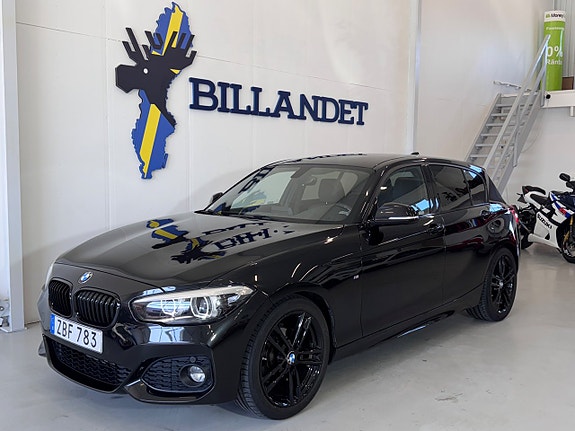 BMW 118i 9 of 26