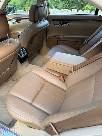 Mercedes-Benz S500 8 of 12