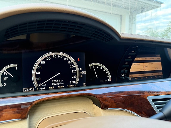 Mercedes-Benz S500 5 of 5