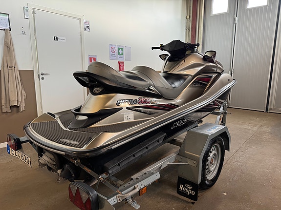 Kawasaki Ultra 300LX | 102 h | Sötvattenkörd | Respo 80 km/h-släp 2 of 5