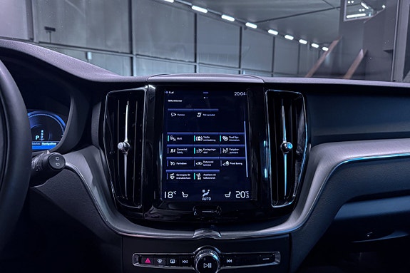 Volvo XC60 16 of 20