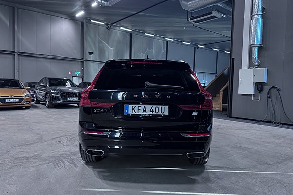Volvo XC60 4 of 5