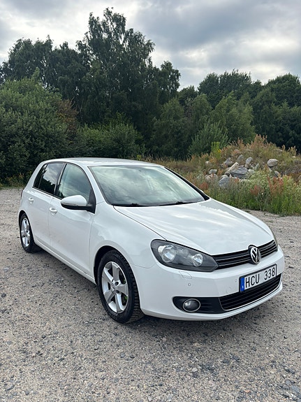 Volkswagen Golf VI 2 of 5