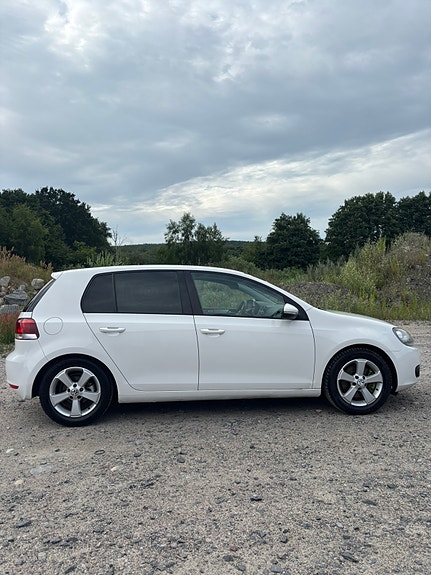 Volkswagen Golf VI 4 of 5