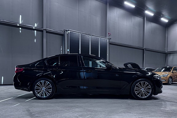 BMW 530e 7 of 23