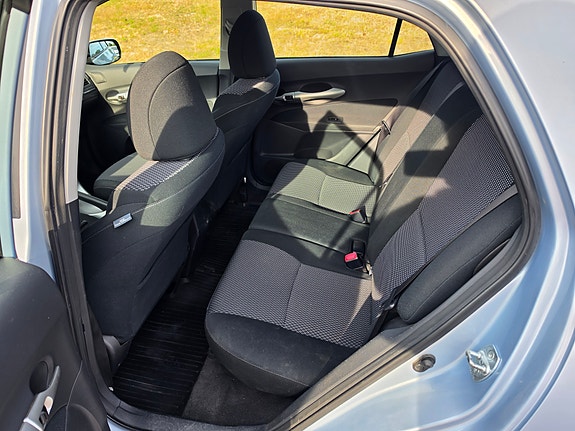 Toyota Auris 5 of 5