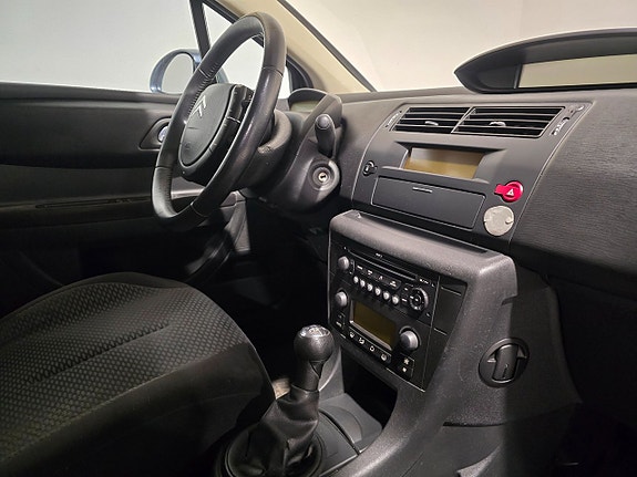 Citroen C4 11 of 13