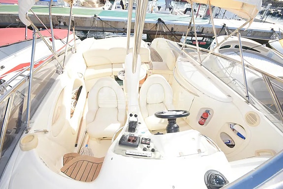 Cranchi CSL 28 CSL 450HK Dubbla VOLVO Penta Motorer 7 of 9