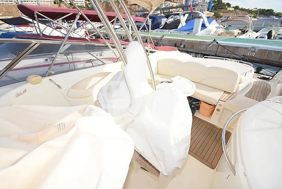 Cranchi CSL 28 CSL 450HK Dubbla VOLVO Penta Motorer 2 of 5