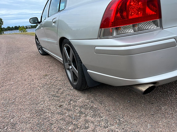 Volvo S60 4 of 10