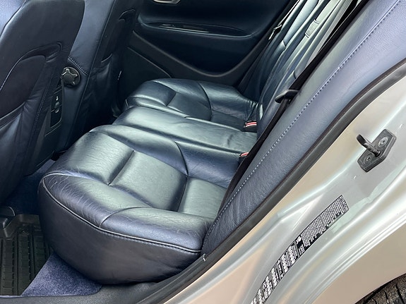 Volvo S60 13 of 26