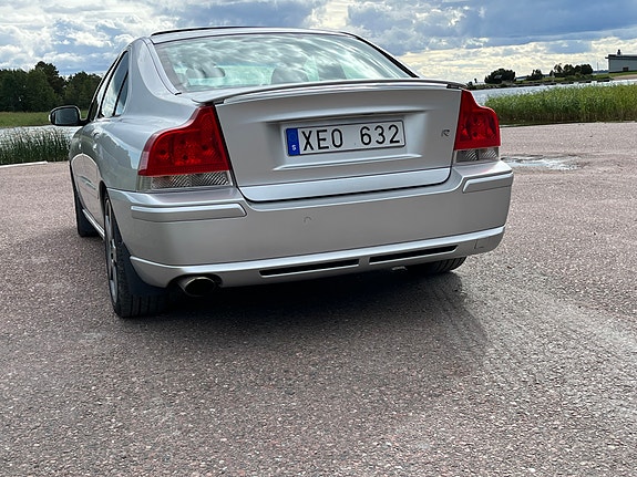 Volvo S60 8 of 26