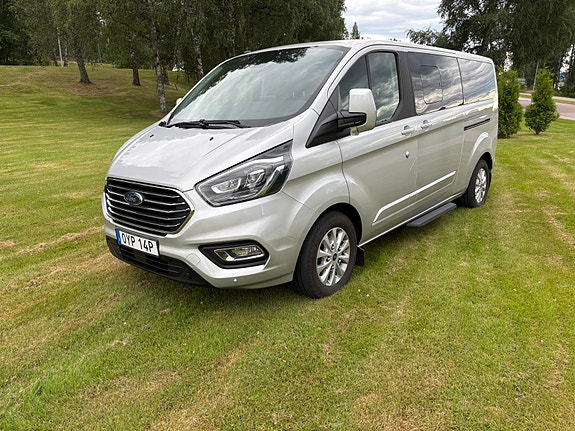 Ford Custom Tourneo 3 of 5