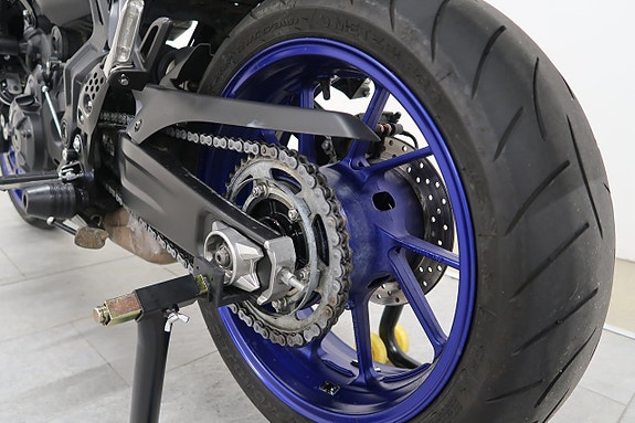 Yamaha MT-07 15 of 18