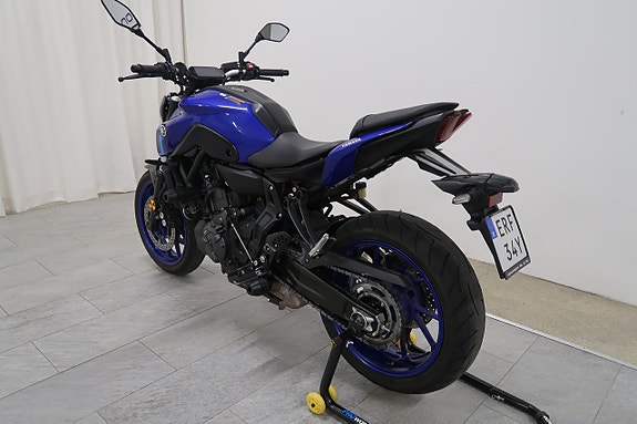 Yamaha MT-07 3 of 18