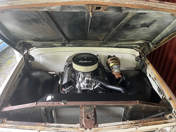 Chevrolet C10 2 of 2