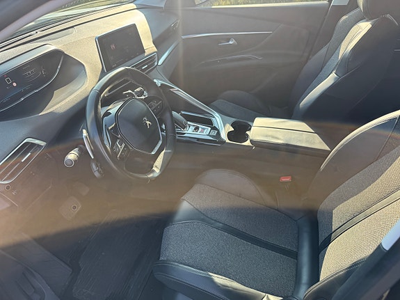 Peugeot 3008 7 of 11