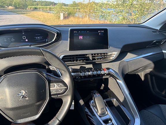 Peugeot 3008 6 of 11