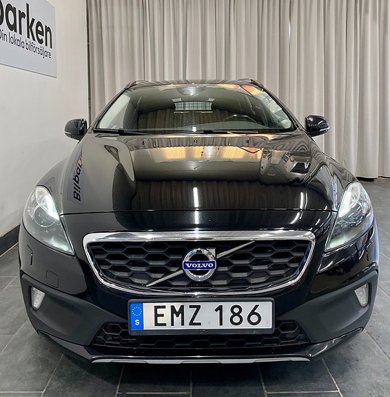 Volvo V40 Cross Country 4 of 5