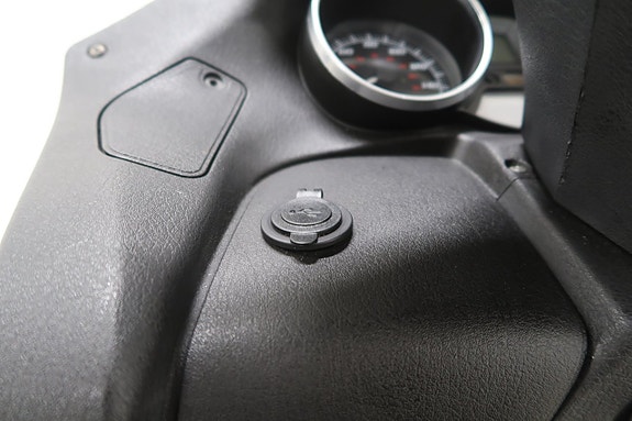 Piaggio MP3 10 of 26